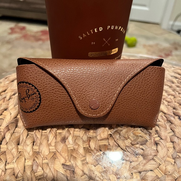 Ray bands with case - Picture 4 of 4